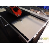 LEAN CONCEPT -  Poste de travail pour ligne d'assemblage avec convoyage et présentoir pour bacs à bec. Conception robuste, ergonomique et modulaire. SODEFI